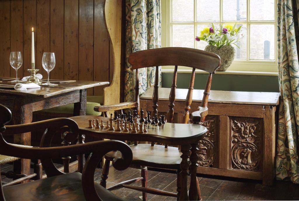 فندق بريستولفي  Lord Poulett Arms المظهر الخارجي الصورة